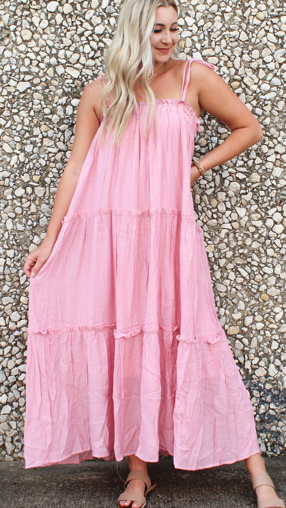 love on the lakeside maxi dress [pink]