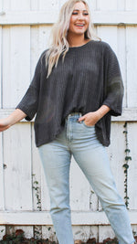 ribbed 3/4 sleeve top in charcoal