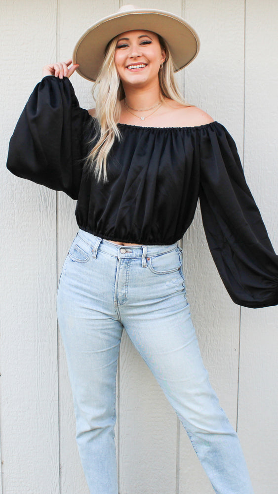 off the shoulder balloon sleeve cropped in silky black