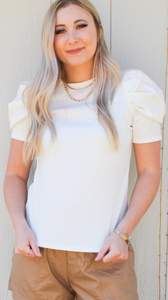 ribbed puff sleeve top in white