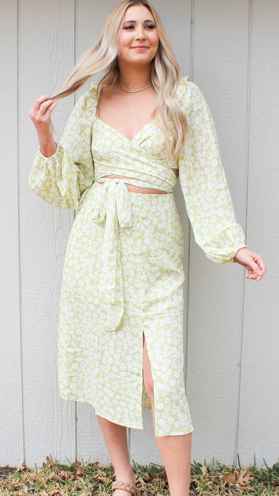 floral wrap crop top in lime